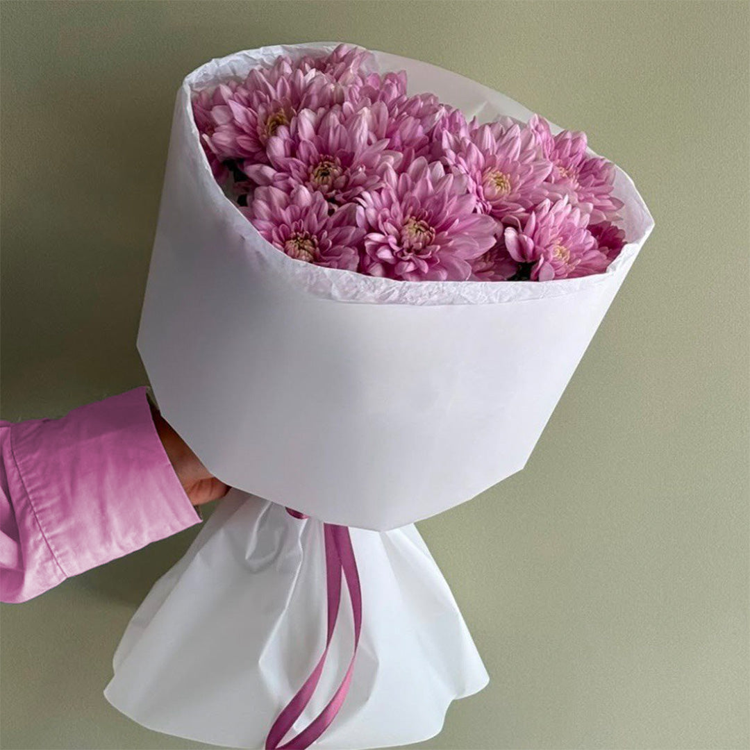 Lavender chrysanthemum bouquet in white wrap with satin ribbon – elegant floral gift for birthdays, celebrations, and delivery in Burbank, Glendale, Pasadena, and North Hollywood by Flowers Lounge by Iness