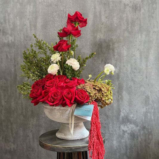 Red Reverie – Floral Vase